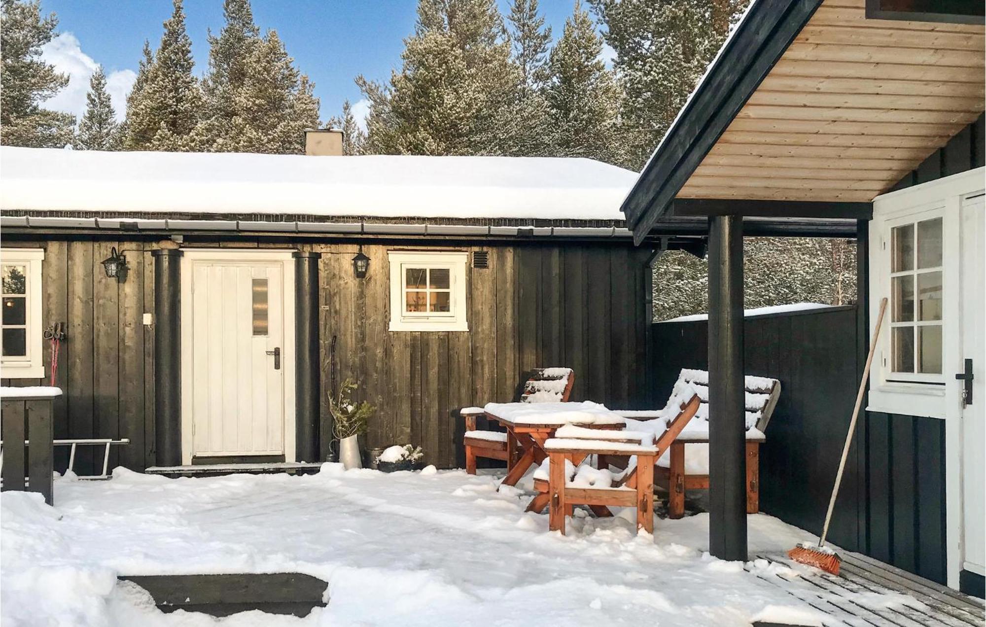 3 Bedroom Cozy Home In Røros Esterno foto